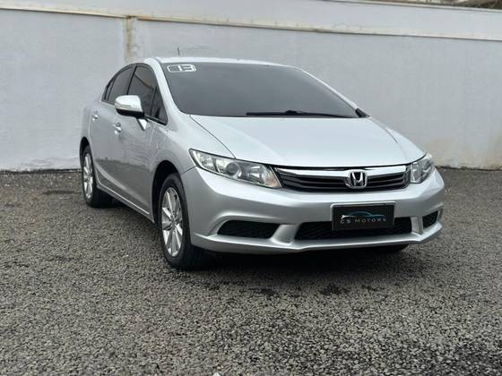 HONDA CIVIC 1.8 LXL 16V FLEX 4P AUTOMÁTICO